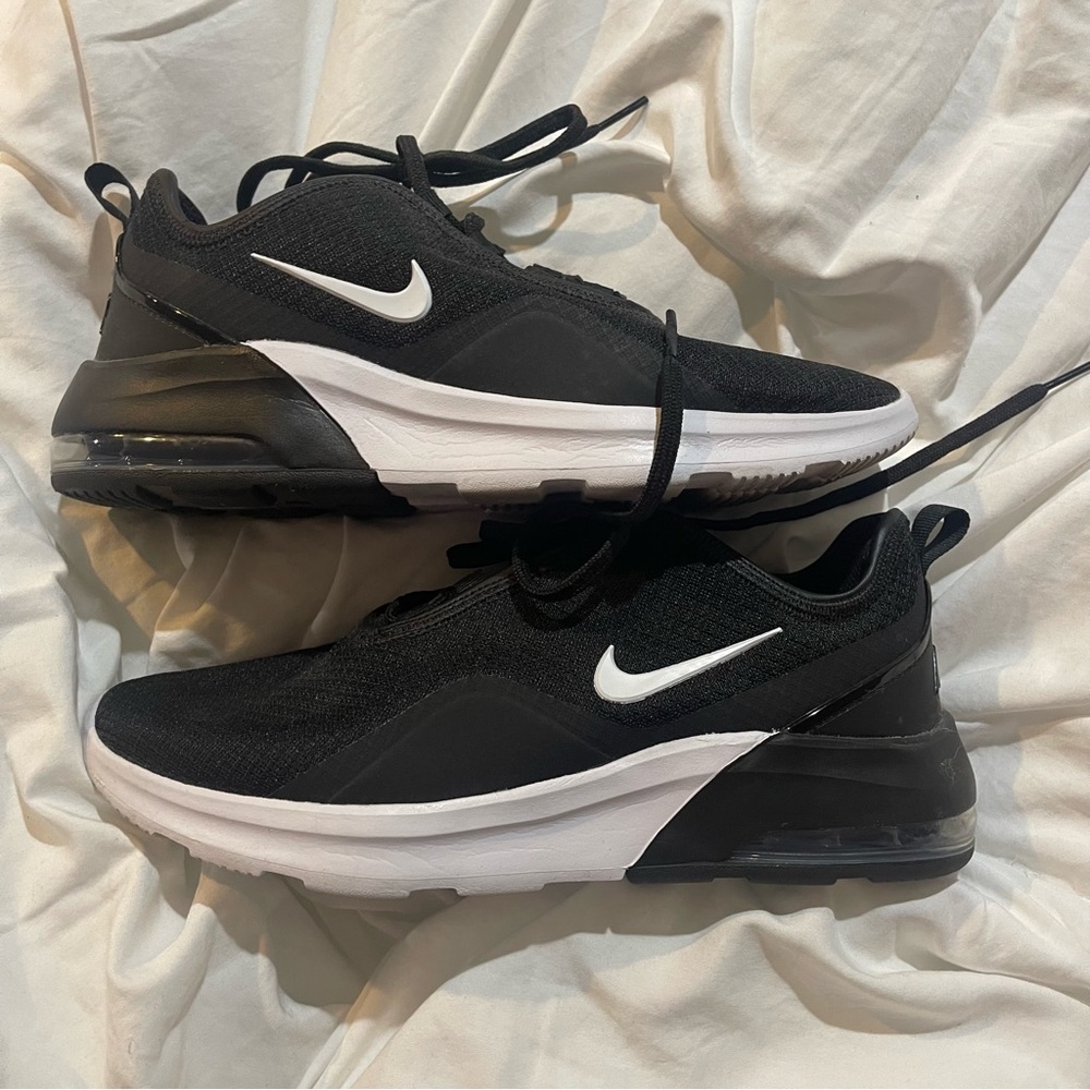 Nike Air Max Motion